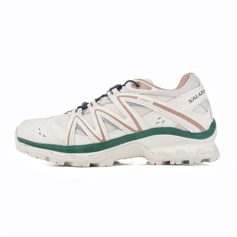 XT-Quest Outdoor Sports Shoes